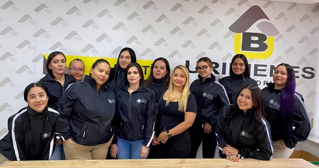Imagen del equipo Uribienes Poblado